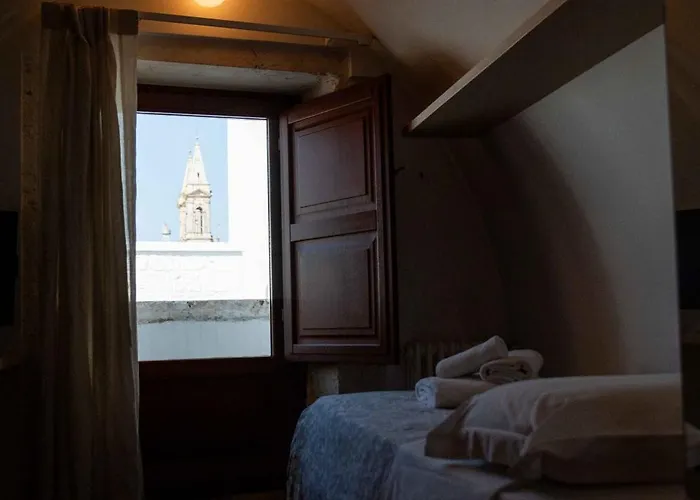 Alcova Chilu 阿尔贝罗贝洛